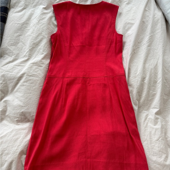 THEORY Adalize Habitat Notch V Neck Pockets Shift Dress in Red - Picture 5 of 5